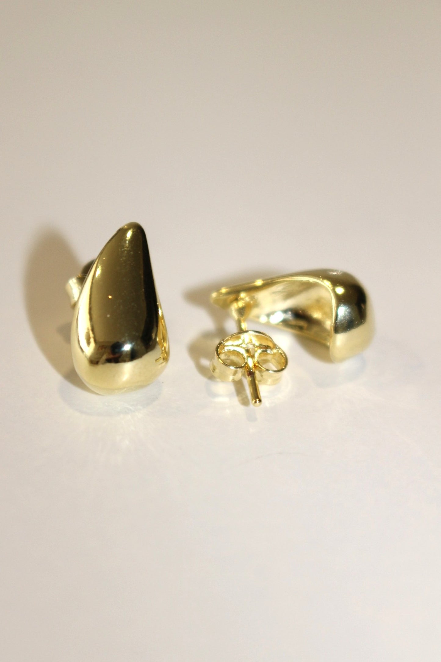 Aro mini gota dorado