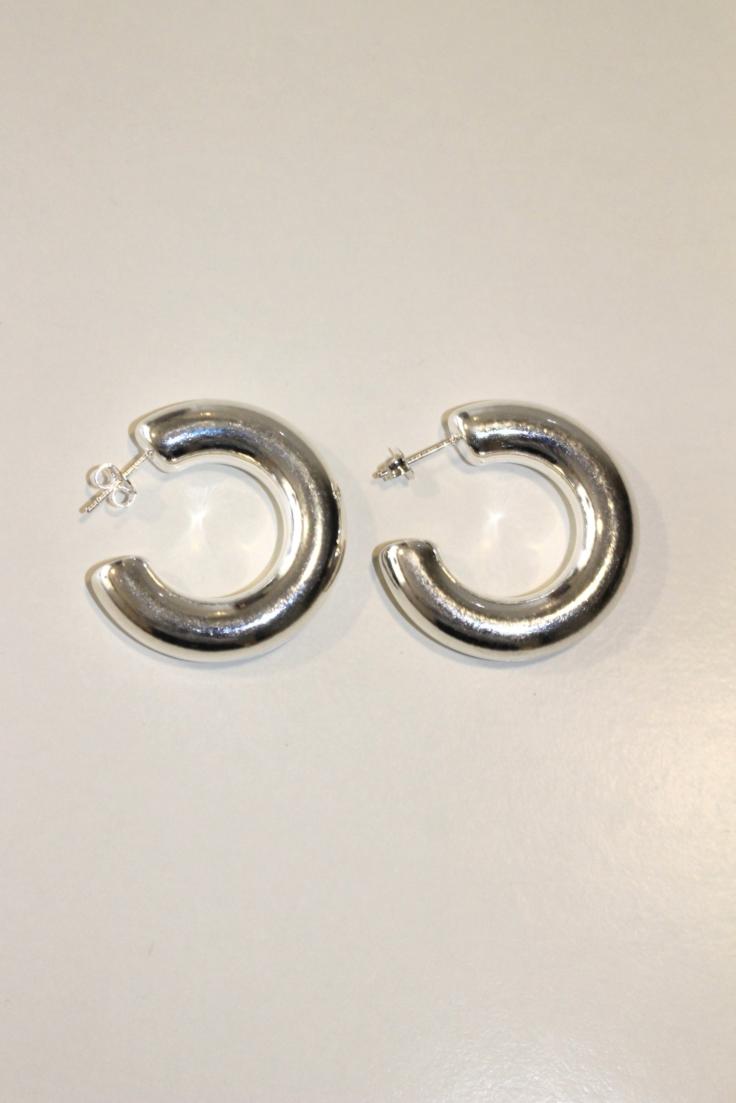 Aro argolla maxi plateada